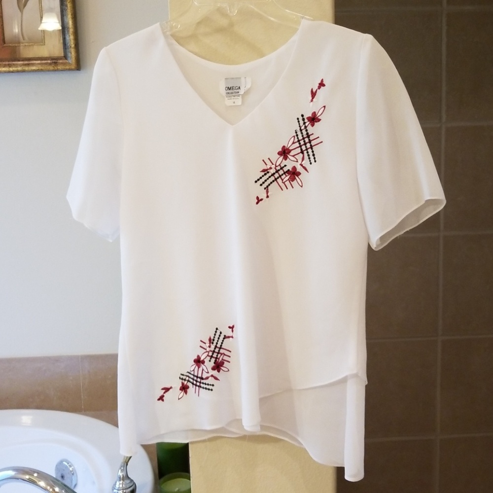 Pretty dressy top 3/$15.00